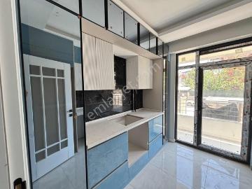 Uluğbey Mahallesi'nde Modern Ve Kullanışlı 2+1 Fırsat Daire!