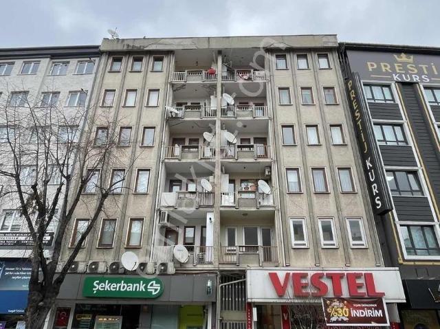 Ulucan'dan İnegöl Merkez'de Satılık 3+1 160m Daire