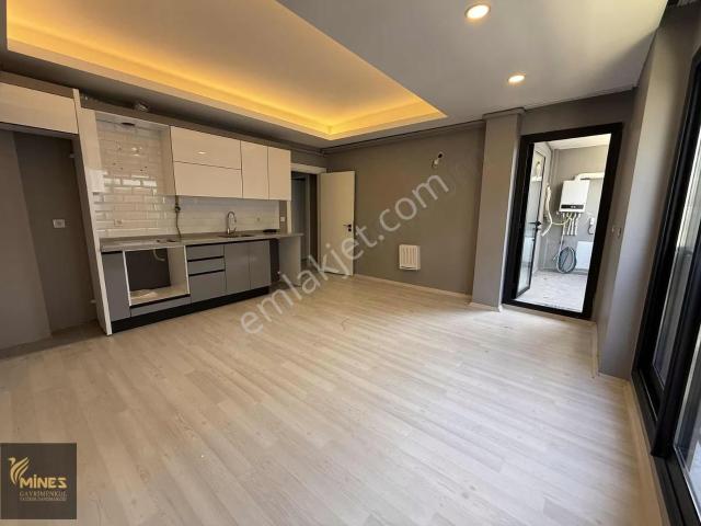 Ulucak Şahin Tepesi'nde Site İçerisinde Lüks 1+1 Kiralık Daire