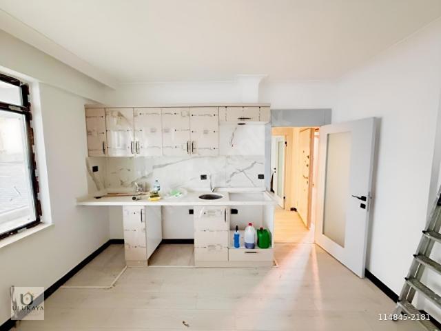 ULUKAYA*CADDE ÜZERİ YENİ BİNA'DA CEPHELERİ AÇIK 1+1 DAİRE
