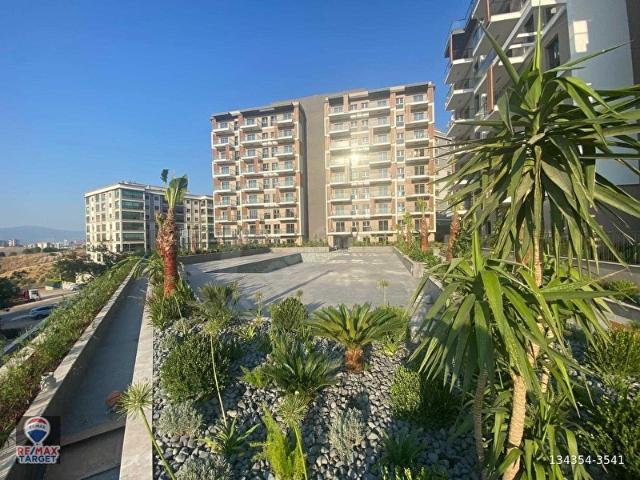 ULUKENT GÜLTEKİN PERA 2 SİTESİNDE SIFIR LÜKS 1+1 KİRALIK DAİRE