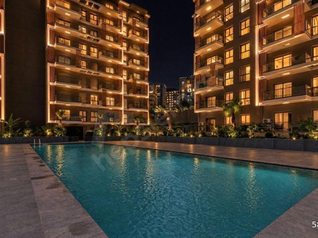 ULUKENT GÜLTEKİN PERA 2'DE HAVUZ CEPHE 2+1 KİRALIK KÖŞE DAİRE