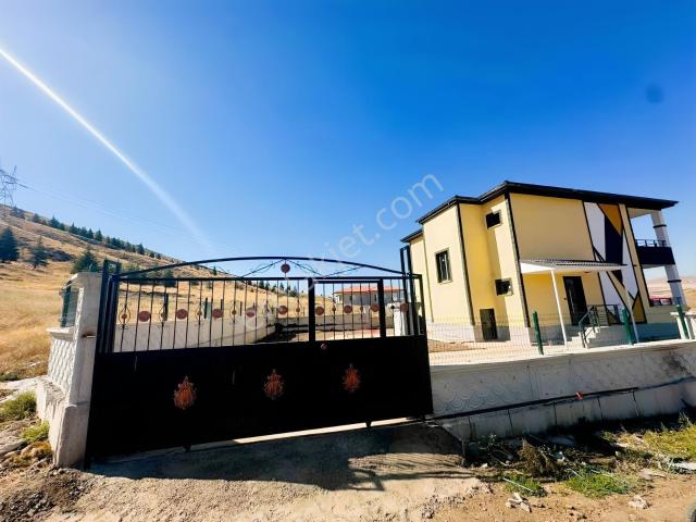 Ulukuşla Alpagut'ta 542 M2 Arsa İçerisinde Yeni Lüx Villa