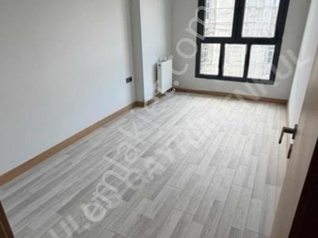 Ulus Gayrimenkul'dan Adapark'ta Ebeveyn Banyolu 96m2 Kiralık
