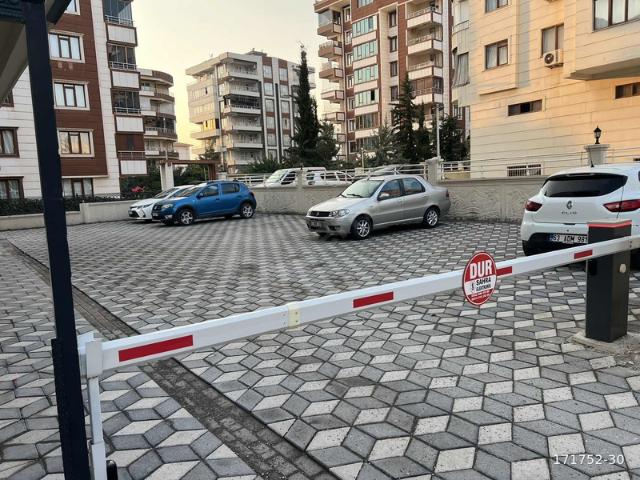 ULUSBEYDEN EMNİYET CİVARI 2+1 ARA KAT