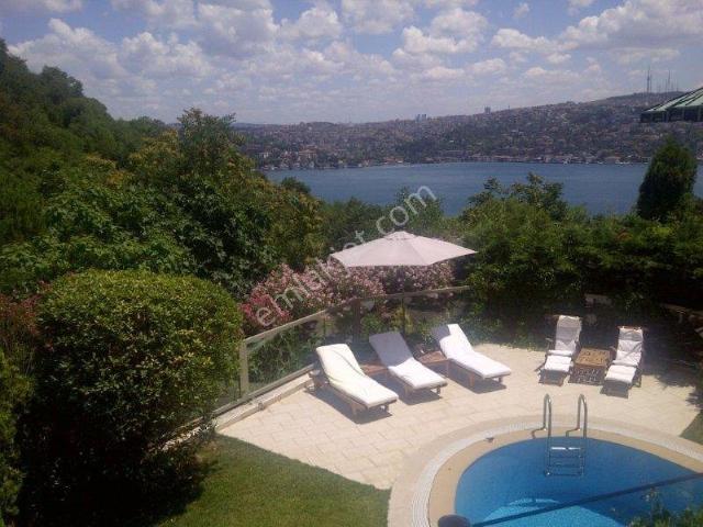 Ulus'ta Muhteşem Konumda Kısmi Manzaralı Villa
