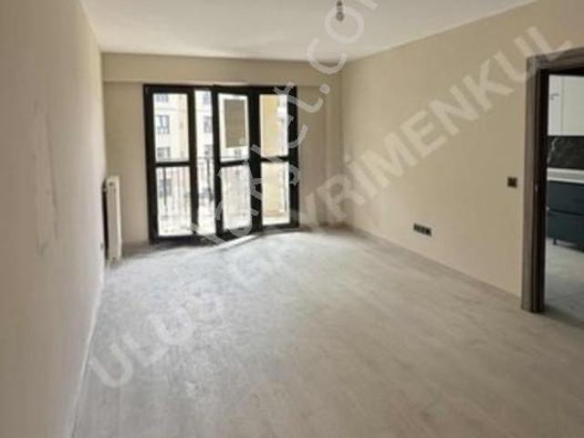 Ulus'tan Selçuklu'da 2+1 82m2 4.kat Borçsuz Hazır Oturum Daire
