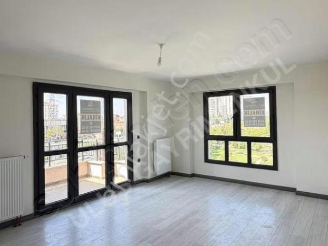 Ulus'tan 3.etap 1655/31 3+1 110m2 5.kat Millet Bahçesi Cephe