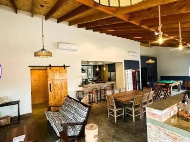 Um verdadeiro Resort no interior de SP em condomínio fechado