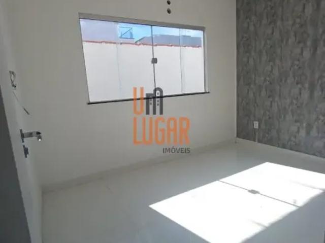 Um Lugar Imóveis Vende / Aluga Linda casa de 3 quartos no Residencial Porto Marina Ananindeua Pará