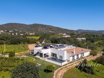 Um moderno alojamento com nove quartos situado no pacífico e. 0m² Santa bárbara de nexe