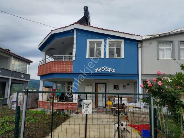 Ümmihan Abayaz’dan Yakakent Kozköy’de Satılık Yazlık