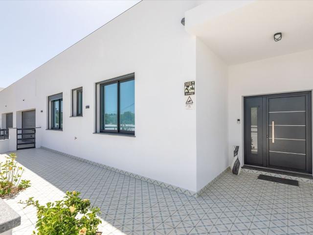 Uma casa moderna concebida para desfrutar do Algarve com tod. 239m² São Brás De Alportel