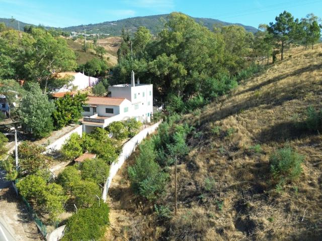 Uma Casa Pronta para o Seu Próximo Capítulo Entre as Colinas. 246m² Monchique