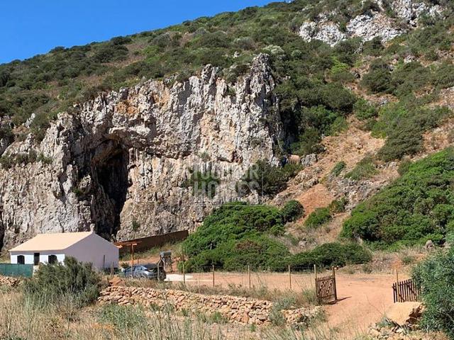 Uma Propriedade de Praia Única em 1 ha de Terra Protegida, C. 50m² Vila do Bispo e Raposeira