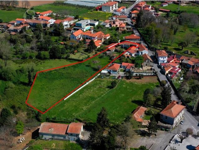 Uma Propriedade Histórica com Potencial Único para Investimento ou Habitação