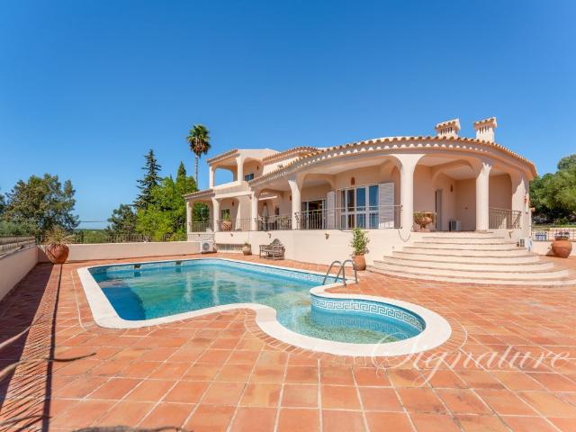 Uma propriedade verdadeiramente especial, com espaço, privac. 0m² Santa bárbara de nexe