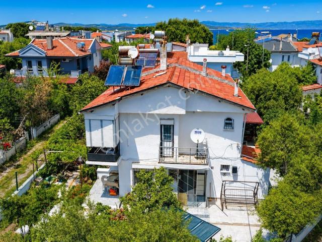 Umas Solutıon'dan Cunda'da Büyük Bahçeli Köşe Parsel Villa
