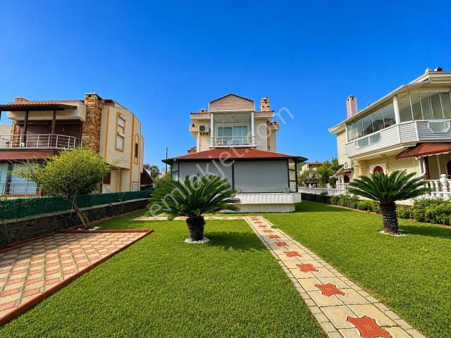 Umas Solutıon'dan Cunda'da Denize Sıfır 5+1 Villa