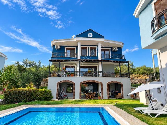 Umas Solutıon'dan Cunda'da Havuzlu Deniz Manzaralı 4+1 Villa