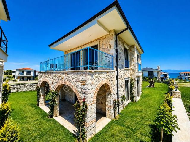 Umas Solutıon'dan Cunda'da Müstakil Sıfır Taş Villa