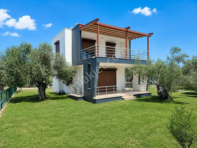 Umas Solutıon'dan Denize Sıfır Havuzlu Site İçinde 3+1 Villa