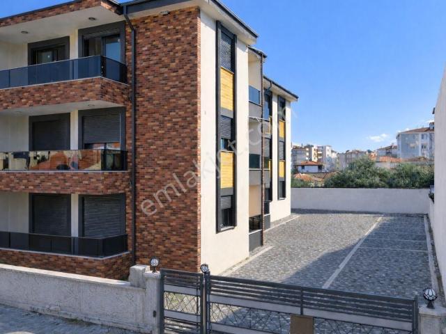 Umas Solutıon'dan Şehir Merkezinde Müstakil Tadında 2+1 Daire
