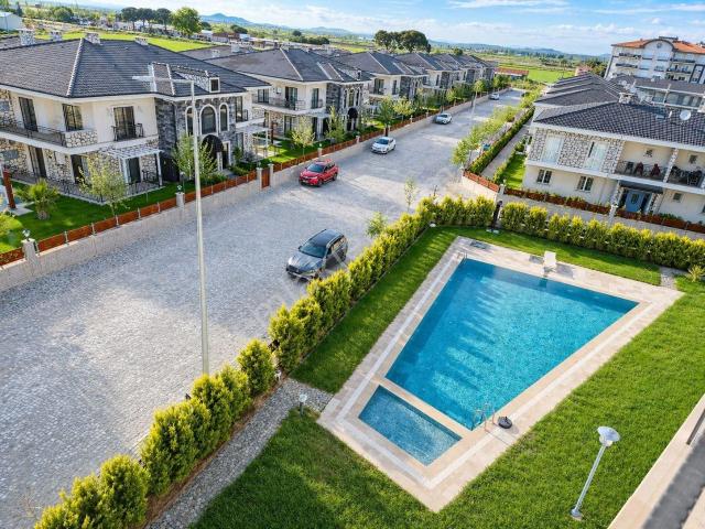 Umas Solutıon'dan Güvenlikli Ve Havuzlu Sitede 2+1 Premıum Daire