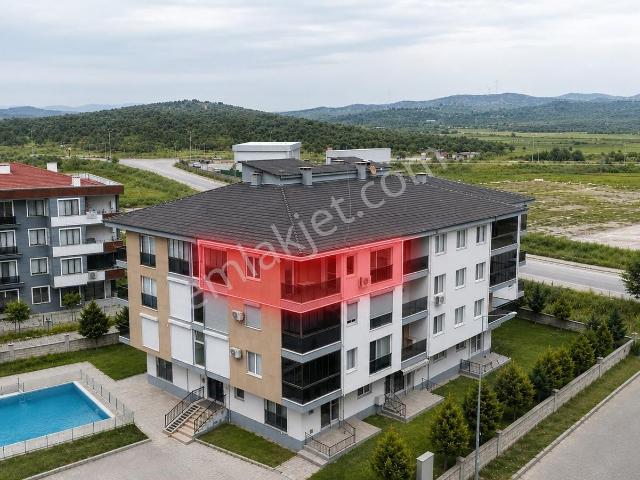 Umas Solutıon'dan Havuzlu Site İçinde Kapalı Mutfak 2+1 Daire