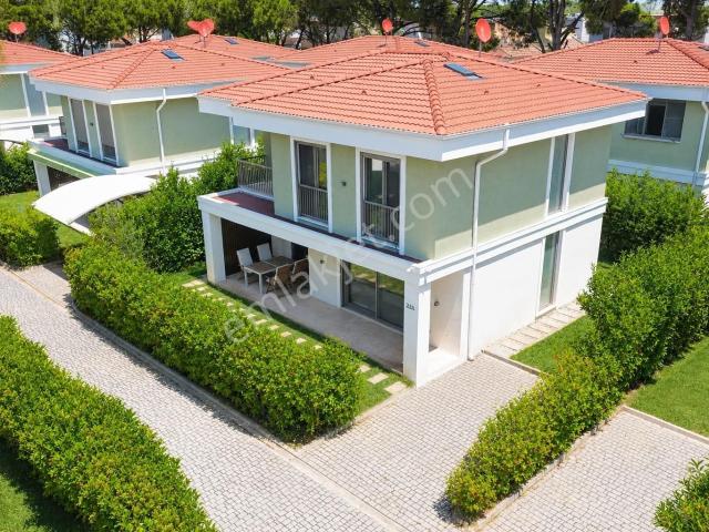 Umas Solutıon'dan Premıum Konsept Plaja 100 Metre 4+1 Villa