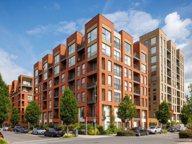 Umber House, Lismore Boulevard NW9, 2 bed flat to rent, £2,340 pcm | PrimeLocation