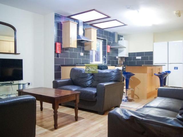 Umberslade Road, Birmingham B29 1 bed terraced house to rent £347 pcm £80 pw