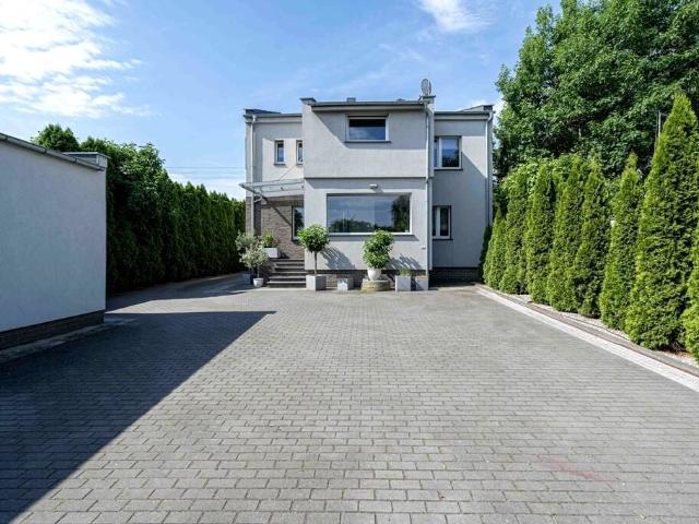 Umeblowany dom wolnostojący 193 m² na wynajem ul. Sienkiewicza, Luboń, Żabikowo
