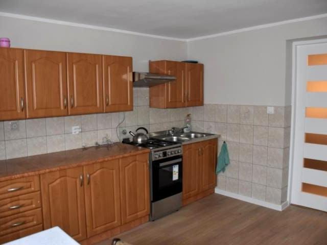 Umeblowany dom wolnostojący 80 m² na wynajem Wiskitki