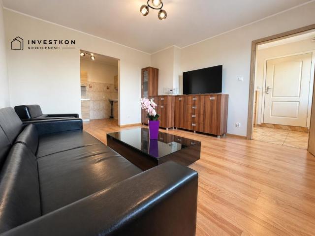 UMEBLOWANA KAWALERKA 31 M² | PARKING | LUBAŃ