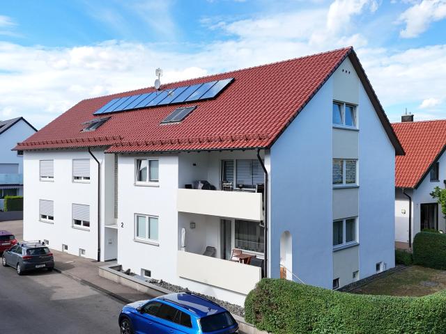 Umfangreich modernisiertes Mehrfamilienhaus mit 8 Wohnungen vollvermietet mit Potential