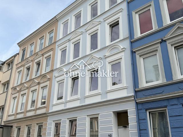 Umfangreich modernisiertes Mehrfamilienhaus mit Faktor 17,9 in Lübeck