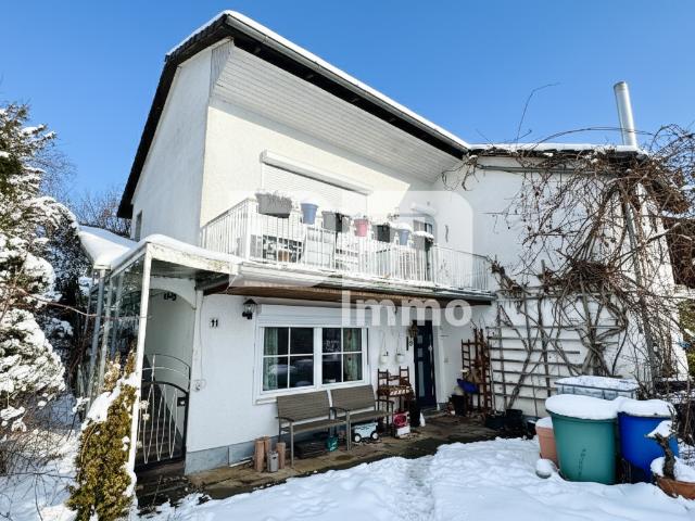 Umfangreich saniertes EFH inkl. PV Anlage, Terrasse, Wintergarten und Garage