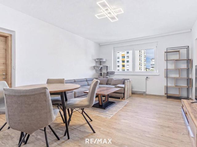 Umfassend modernisierte 2 Zimmer Wohnung mit Loggia in Wels Gartenstadt
