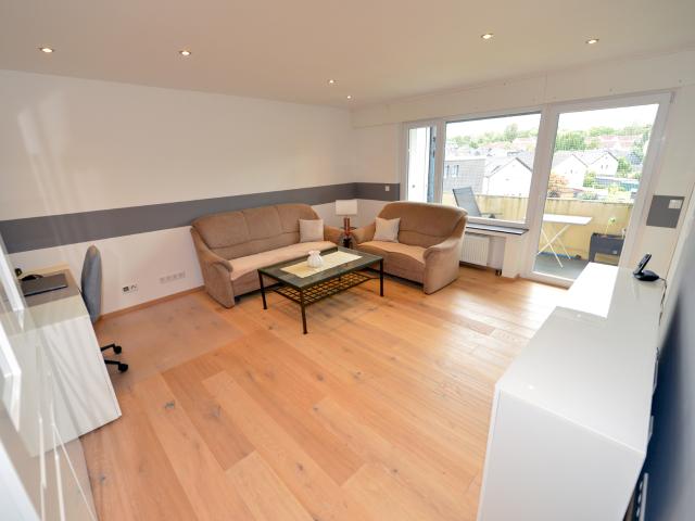 Umfassend modernisierte Eigentumswohnung mit Balkon, Aufzug und Garage in Dortmund Jungferntal
