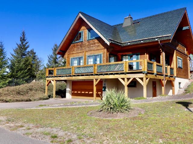 Umgeben von der Natur! Exklusives Landhaus im Blockhausstil