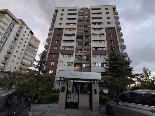 Ümitköy Mutlukent Mahallesinde İrem Apart. 4+1 Satılık Daire