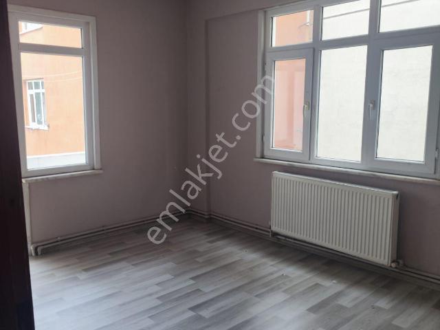 Ümrananiye Tepeüstü Mh Alemdağ Cad Metro 2.kt 3+1