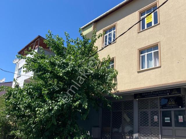 Ümraniye Tavukçu Yoluna Yakın Konumda Geniş Kiralık 3+1