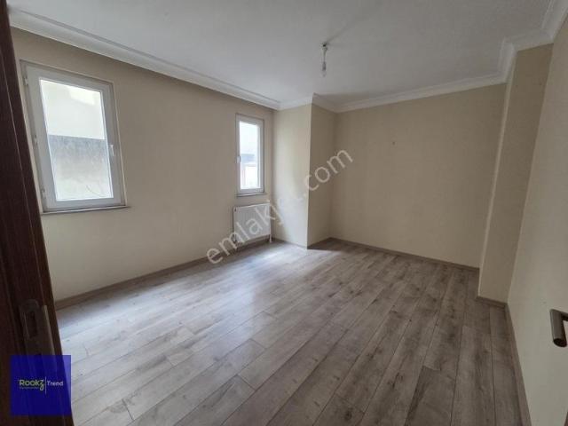 Ümraniye Y.dudullu Mh De Kiralık 2+1 Daire