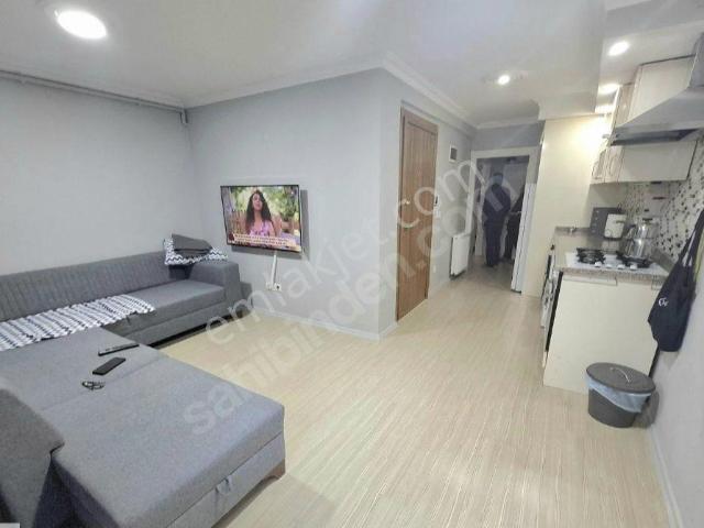Ümraniye Yamanevler Belediye Yanı 1+1