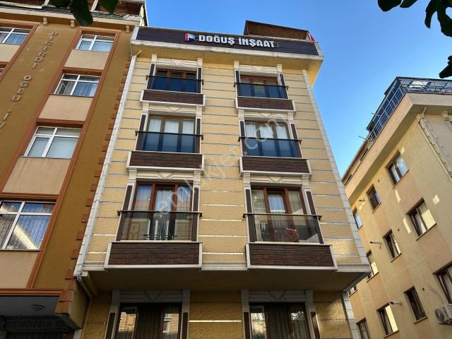 Ümraniye Yamanevler'de Kiralık Dubleks Daire