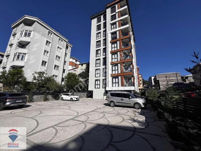 Ümraniye Yukarı Dudullu Mah. Sıfır Bina Arakat 3+1 Kiralık Daire