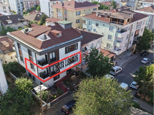 Ümraniye Aşağı Dudullu Mahallesinde Satılık 2+1 Daire
