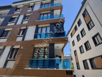 Ümraniye Çakmak Tavukçuyolu Cad Metro Yürüme 2+1 Balkon Satılık